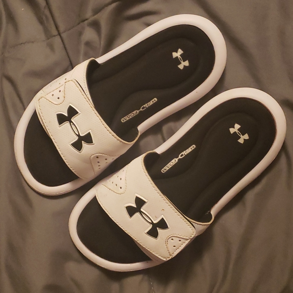 Under Armour Kids Slides Size 1